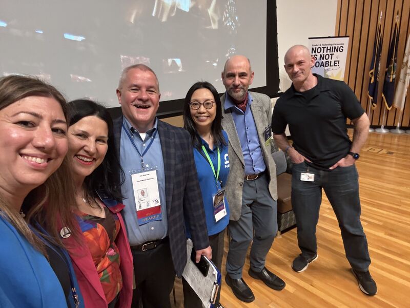 Group photo with Martin Fowler at FedAgile